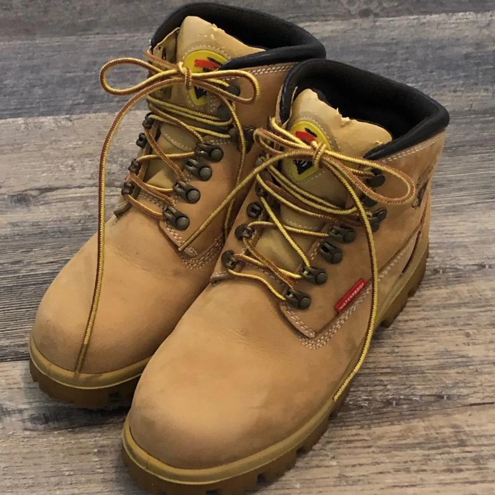 Herman Survivor Steel Toe Waterproof Boots men’s 6.5 worn once EUC - Picture 2 of 12